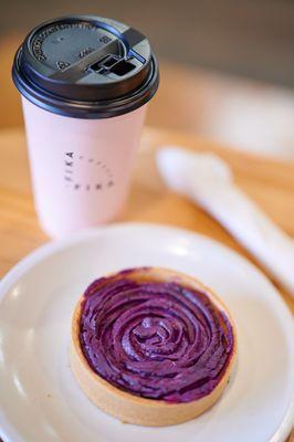 Ube Tart & Hot Green Tea