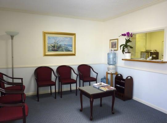 waiting room @ pacifica acupuncture