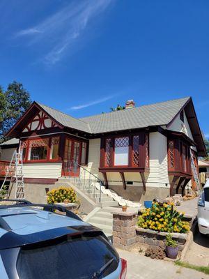 Complete repaint of a 1940s' historic home.