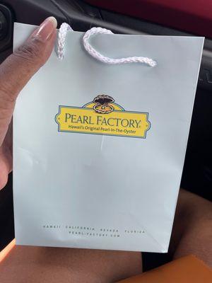 Pearl Factory - Hawaii's Original Pearl-in-the-Oyster