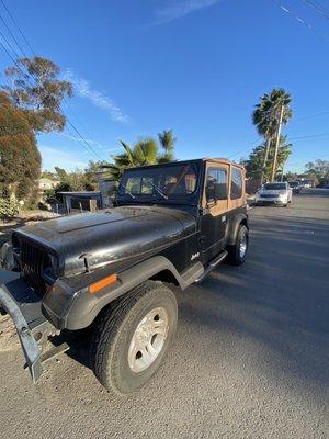 This is how dirty my Jeep was taking it to the Da Wash to get a wash