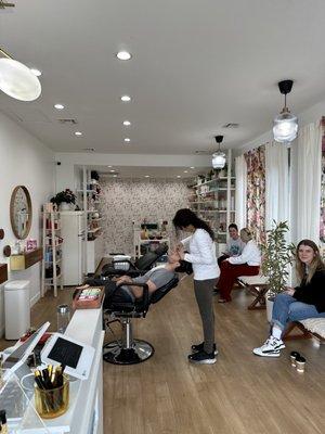 Salon