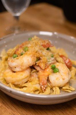 shrimp and lobster carbonara