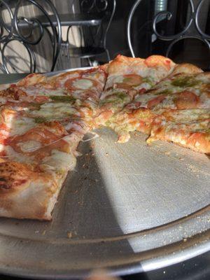 Margarita pizza