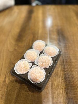 #31 Mango Mochi