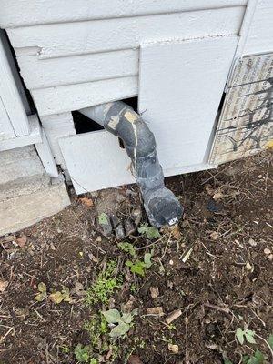 Leaking drain pipe