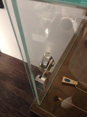 UV Bonded glass box for Kasher-Potamkin Gallery in Chelsea showing the locking mechanism