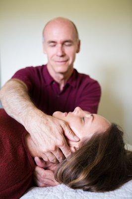 Gentle neck base of skull release