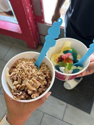 Large Cup Frozen Yogurt