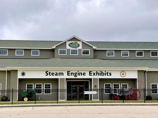 Steam engine exhibits