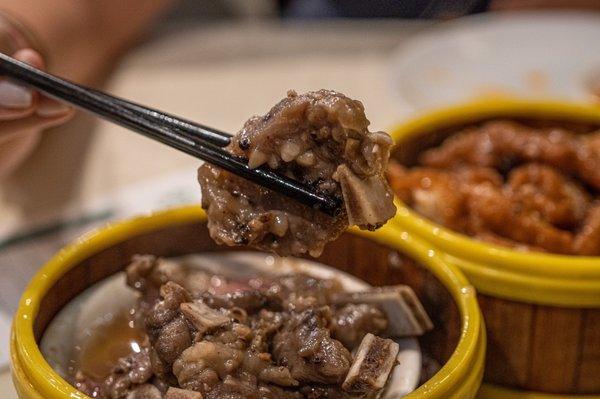 Beef Short Rib with Black Pepper Sauce Dim Sum