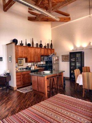 Kitchen/Dining Room with High Ceilings