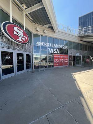 Niners team store!