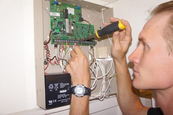 We work with many of the major alarm system manufacturer's.