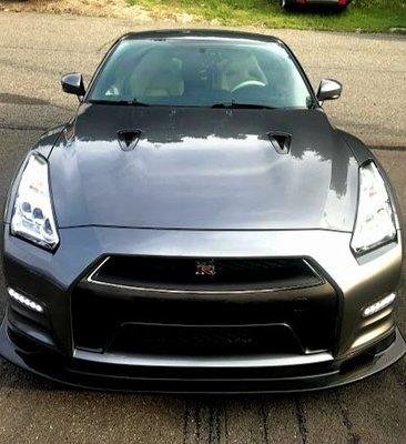 GTR received full decontamination and double wax. Brake dust machine!