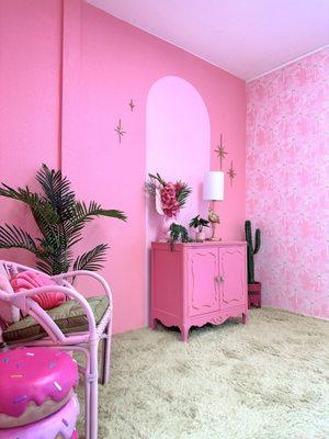 Studio Aries Pink Palm Room