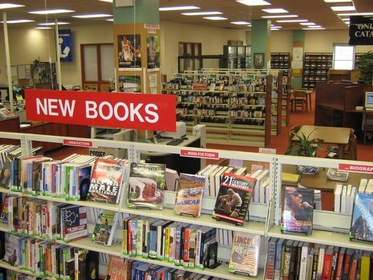 Ahead are the new books shelves, and beyond that, the audiobook collection. Shelves just waiting to be browsed...