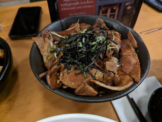 Large chashu don