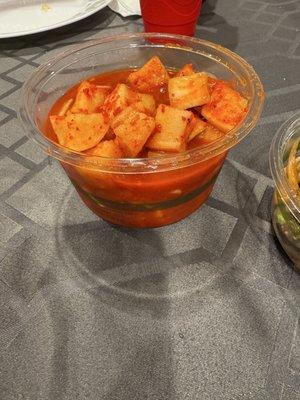 Radish kimchi is so fresh and delicious!