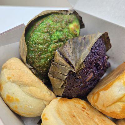 Ube and pandan bibingka