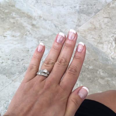 This French manicure is very pretty and delicate. I am happy with the service