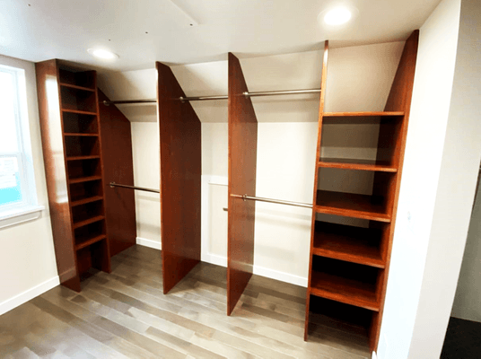 Master Suite Walk-In Closet