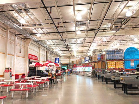 Costco, Glen Mills -- interior