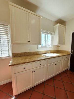 clean kitchen