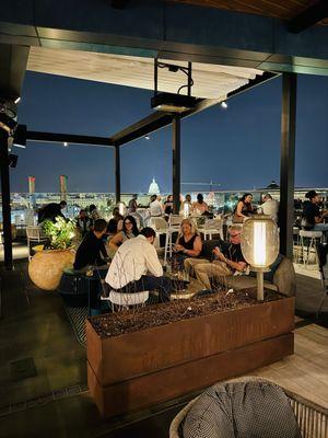 Rooftop Vibe & Scene.....Great Views!