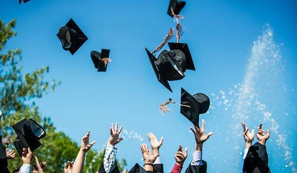 Congrats, 2019 high school and college grads! Moving your kids back? We can help with your packing and shipping needs! Call us!