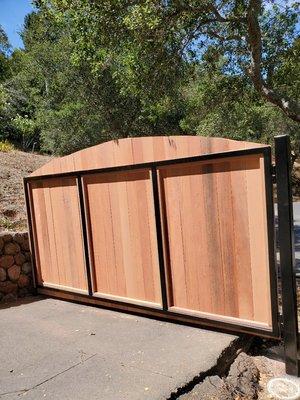 Metal fabricated Mechanical Drive Gate with Clear Redwood cladding