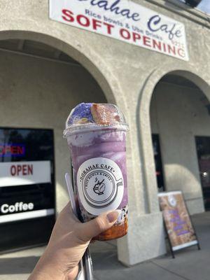 Ube smoothie halo halo so addicting