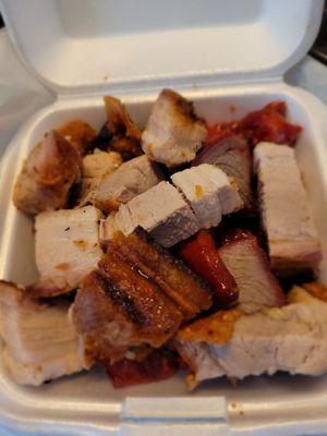 @Fong's meat Market, Charsiu & Roast Pork. Mahalo Hubby for picking up our Lunch from Chinatown today!  #SupportLocalBusinessesHi.