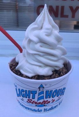 Butter pecan soft serve with Reese's delicious!