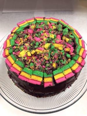 rainbow cookie cake