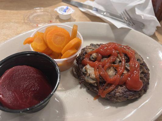 Burger without bun, carrots and picked beets.