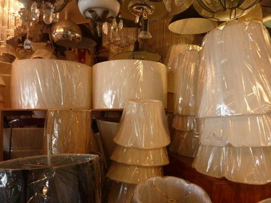 1000000 lampshades in stock .