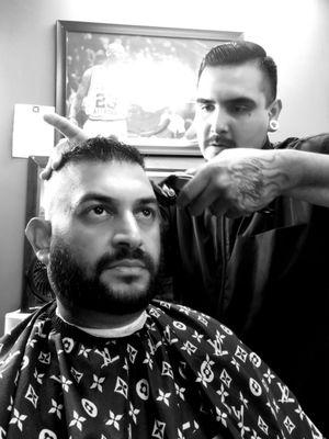 Getting that fresh fade!