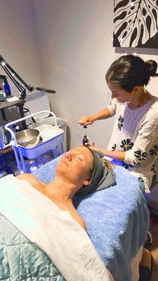 Hydrafacial