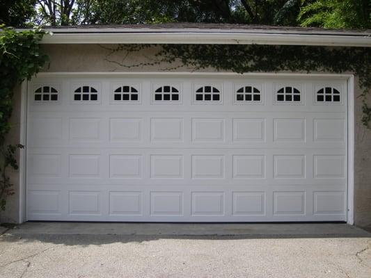 1 piece short panels garage door with windows