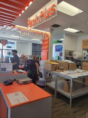 FedEx Office Print & Ship Center