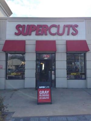 Welcome to Supercuts at Wynnewood Square!