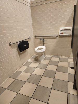 Barnes & Noble Tanforan - restroom large stall