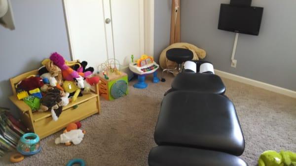 Children's play room / family adjustment room