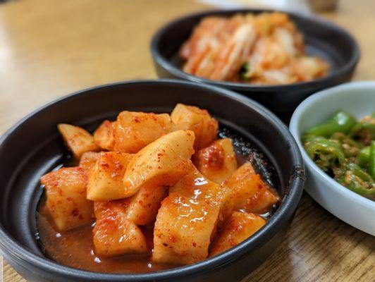 Radish kimchi