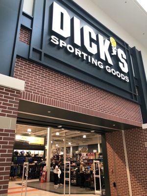 DICK'S Sporting Goods