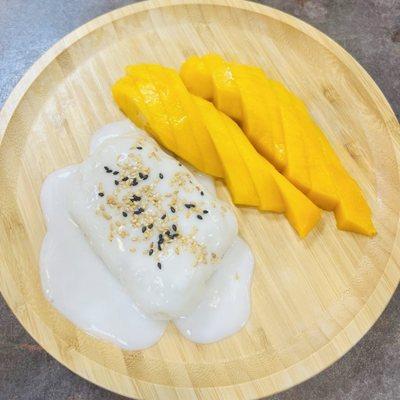 Mango sticky rice