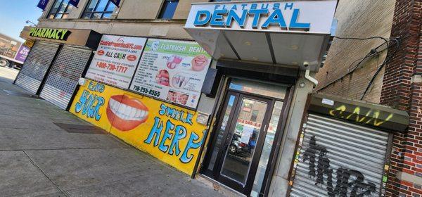 Flatbush dental will leave you with the most beautiful smile and heart at ease to find such a Dentist Office!