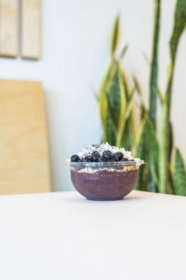 Coconut Chia Acai Bowl