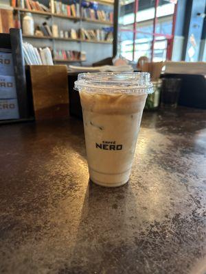 Iced Latte (20oz)